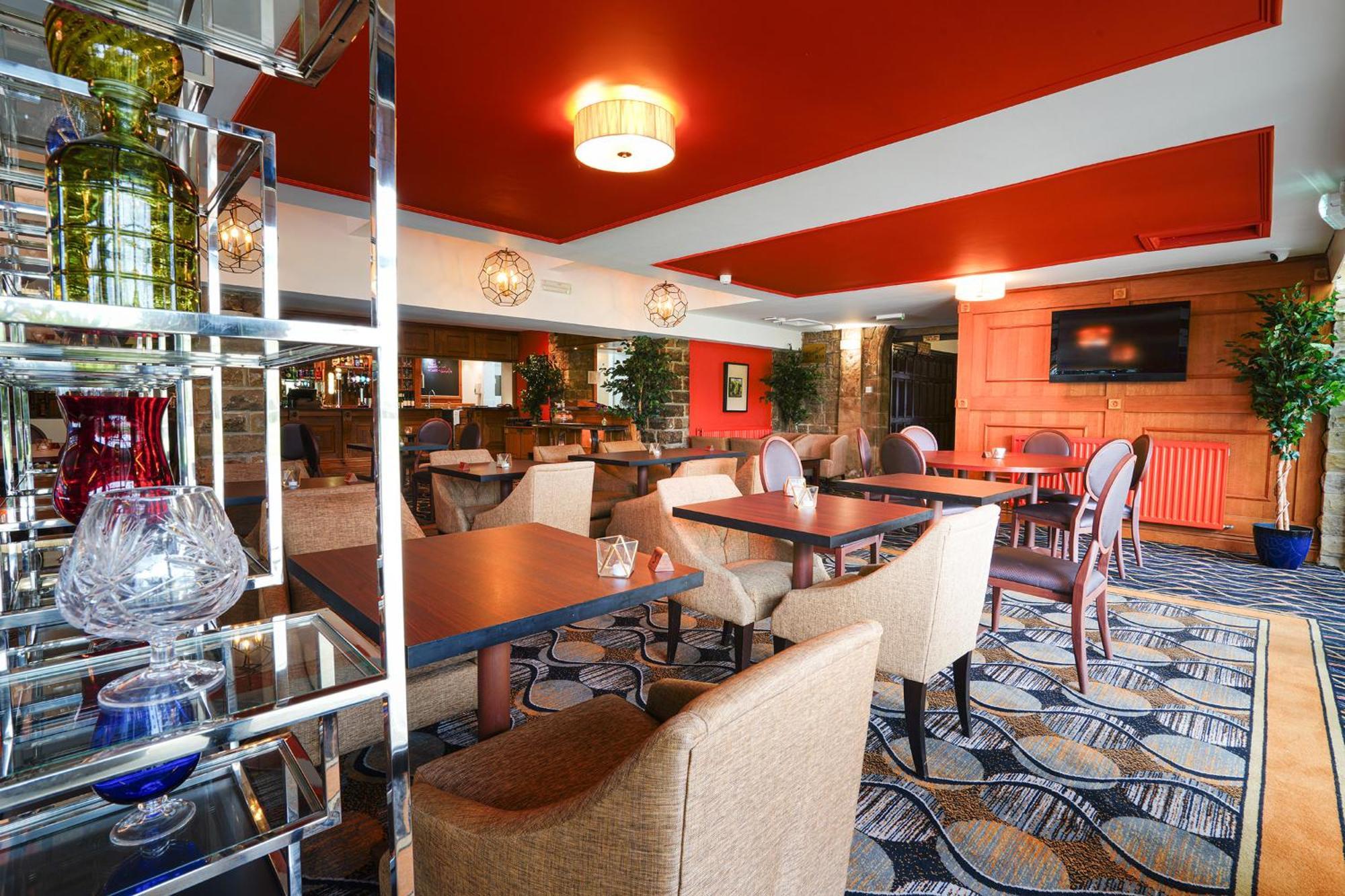 Waterton Park Hotel Wakefield Exterior photo